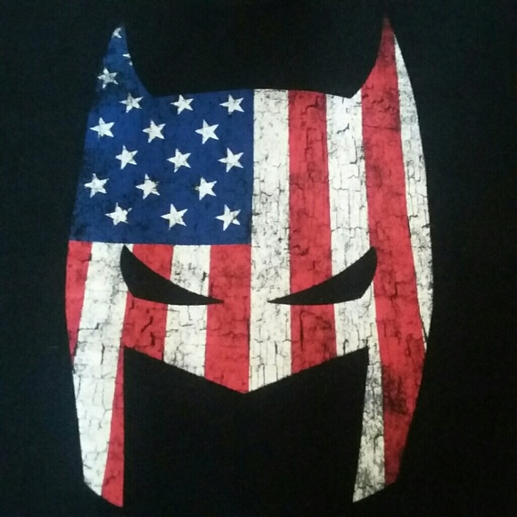 DC Comics Originials Black Batman Shirt U.S. Flag - Picture 2 of 4